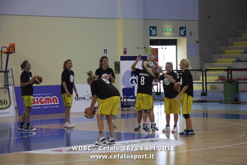 110922 basket 035_tn.jpg